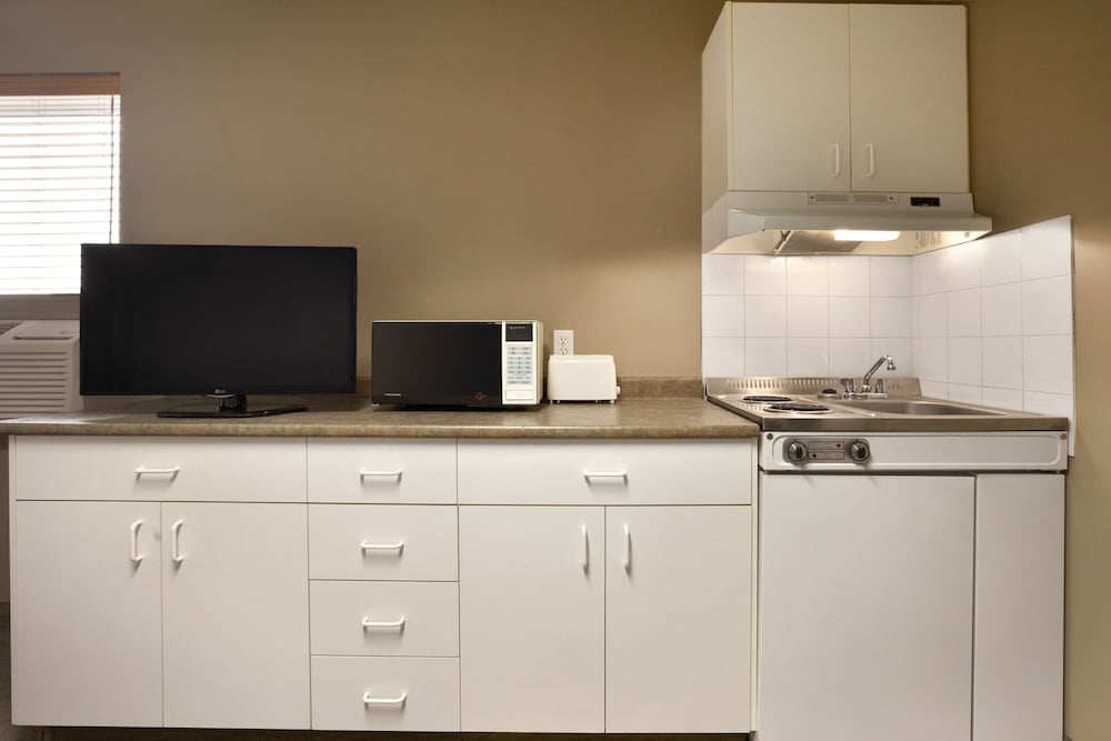 Central Suite Hotel Lloydminster 14/31
