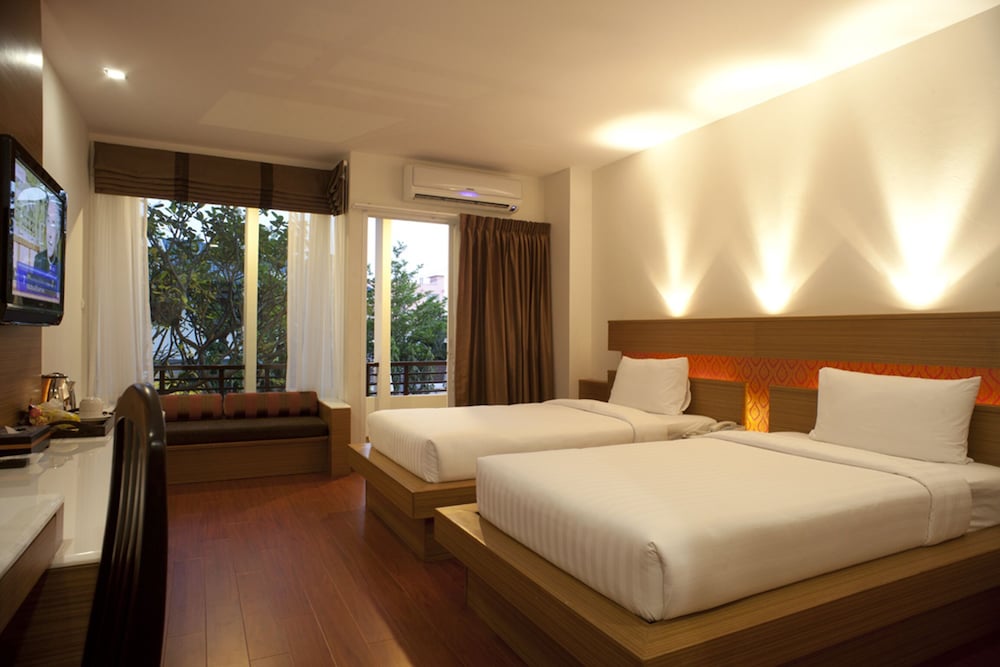 Suvarnabhumi Suite 26/66
