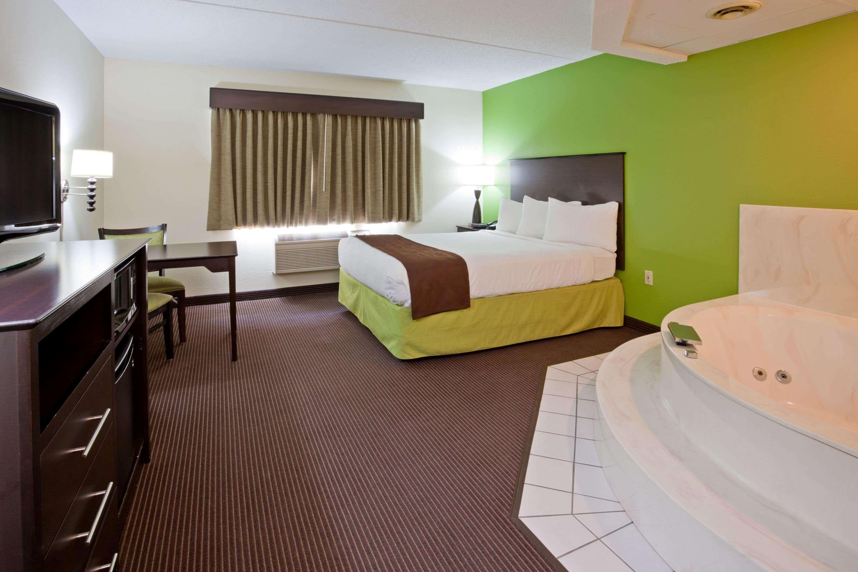 جناح ديلوكس بسرير كوين، AmericInn by Wyndham Crookston U of M Crookston 4/5