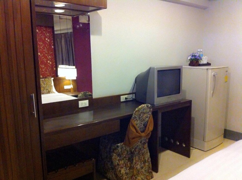 CHANA PLACE 5/48