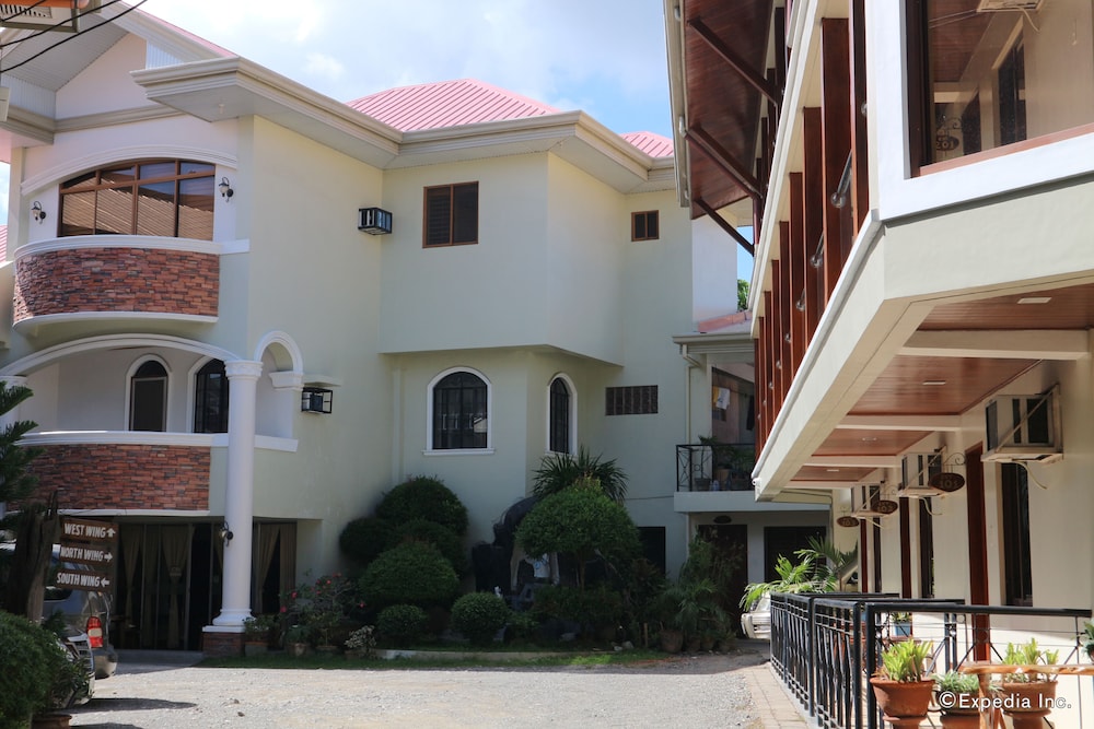 La Esperanza Hotel 11/41