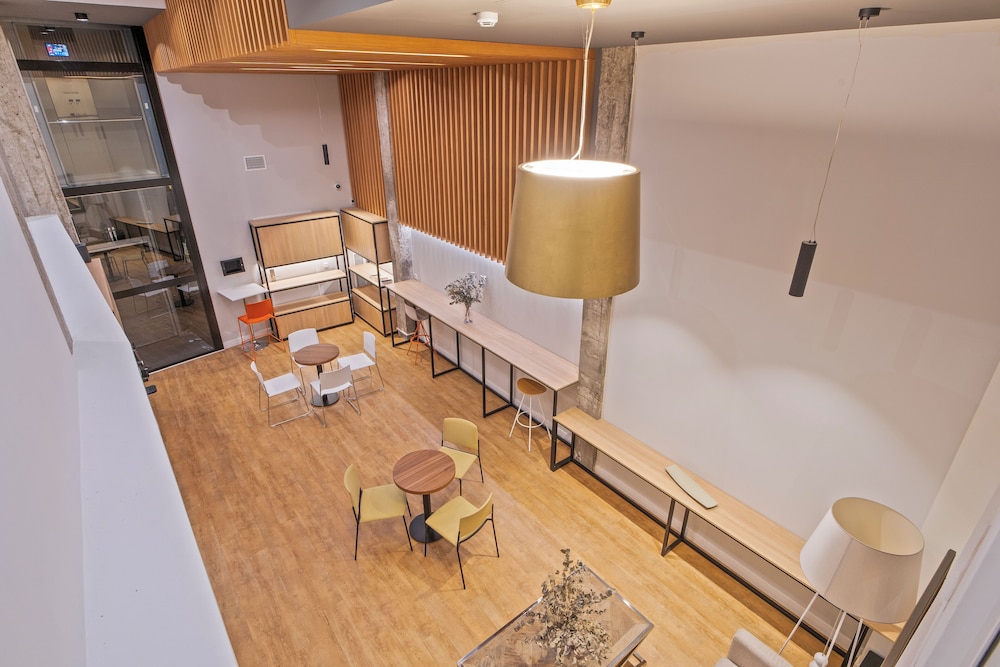 Colectia Hotel Ondarreta 37/38