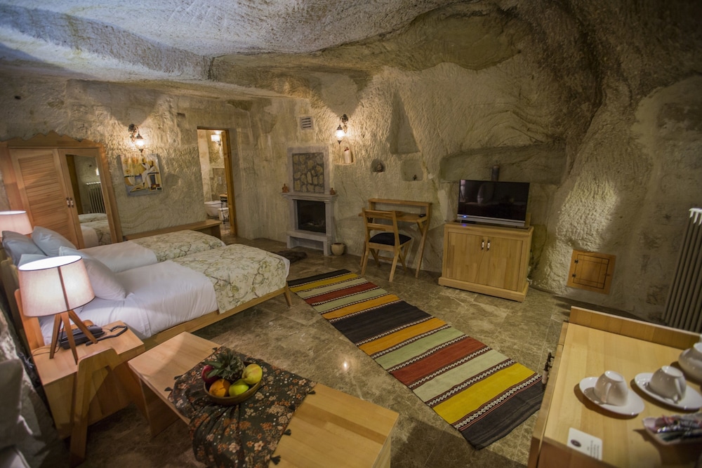 Agarta Cave Hotel 20/50