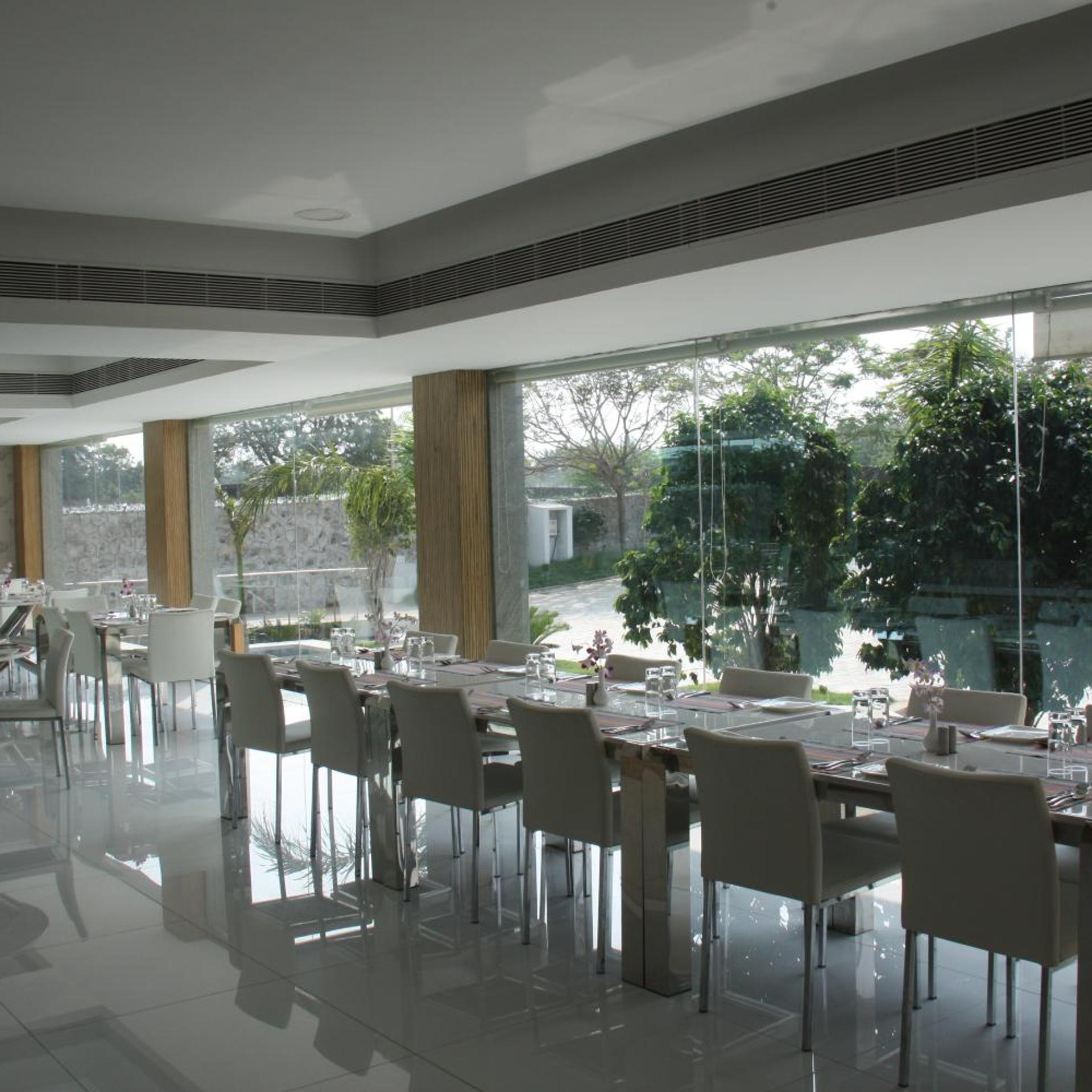 Grande Bay Resort And Spa Mamallapuram 32/52