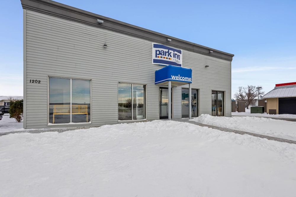 Park Inn by Radisson, Fargo West Acres 4/51