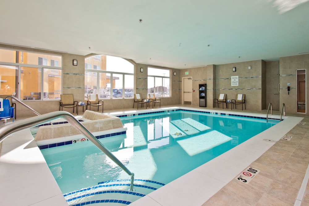Holiday Inn Express Hotel Suites Denver East Peoria Street 3/59