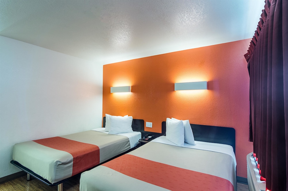 Motel6 Ardmore, OK 10/54