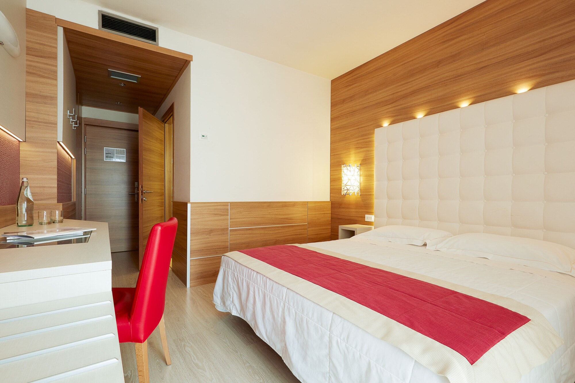Standard, Double or Twin Bed