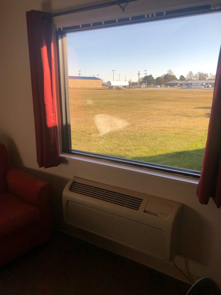 Americas Best Value Inn 15/31