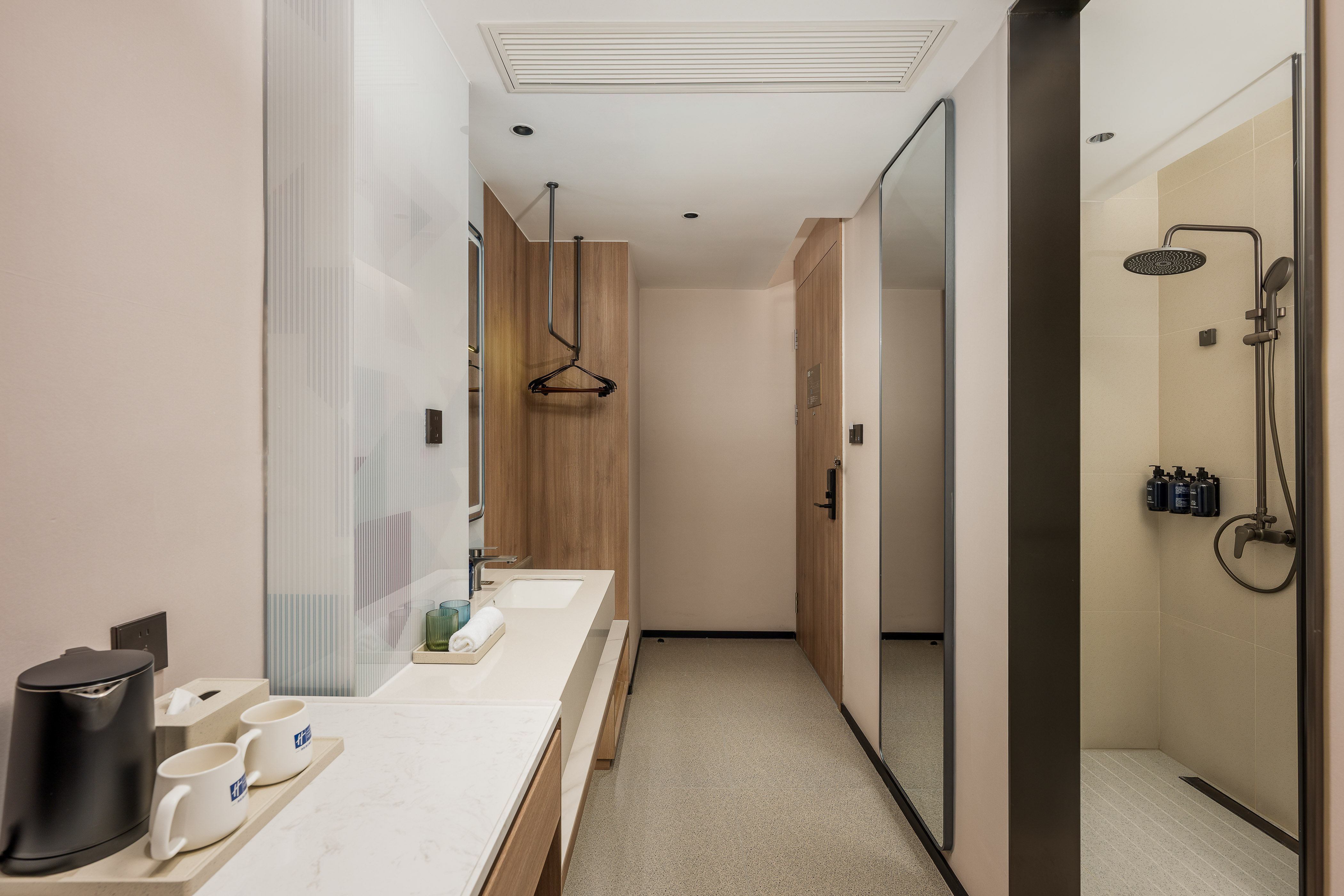 Holiday Inn Express Shanghai Changyang Road by IHG 55/55
