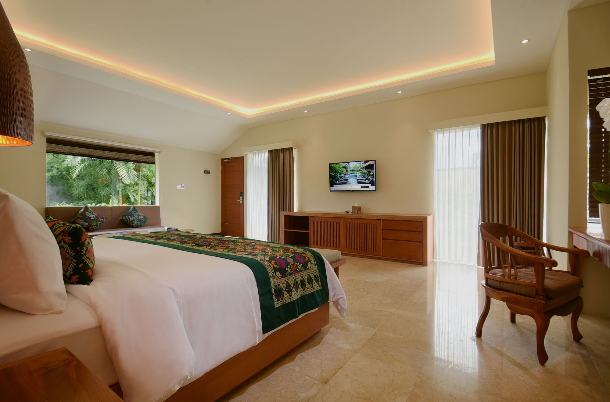 1 Bedroom, Suite, King Bed