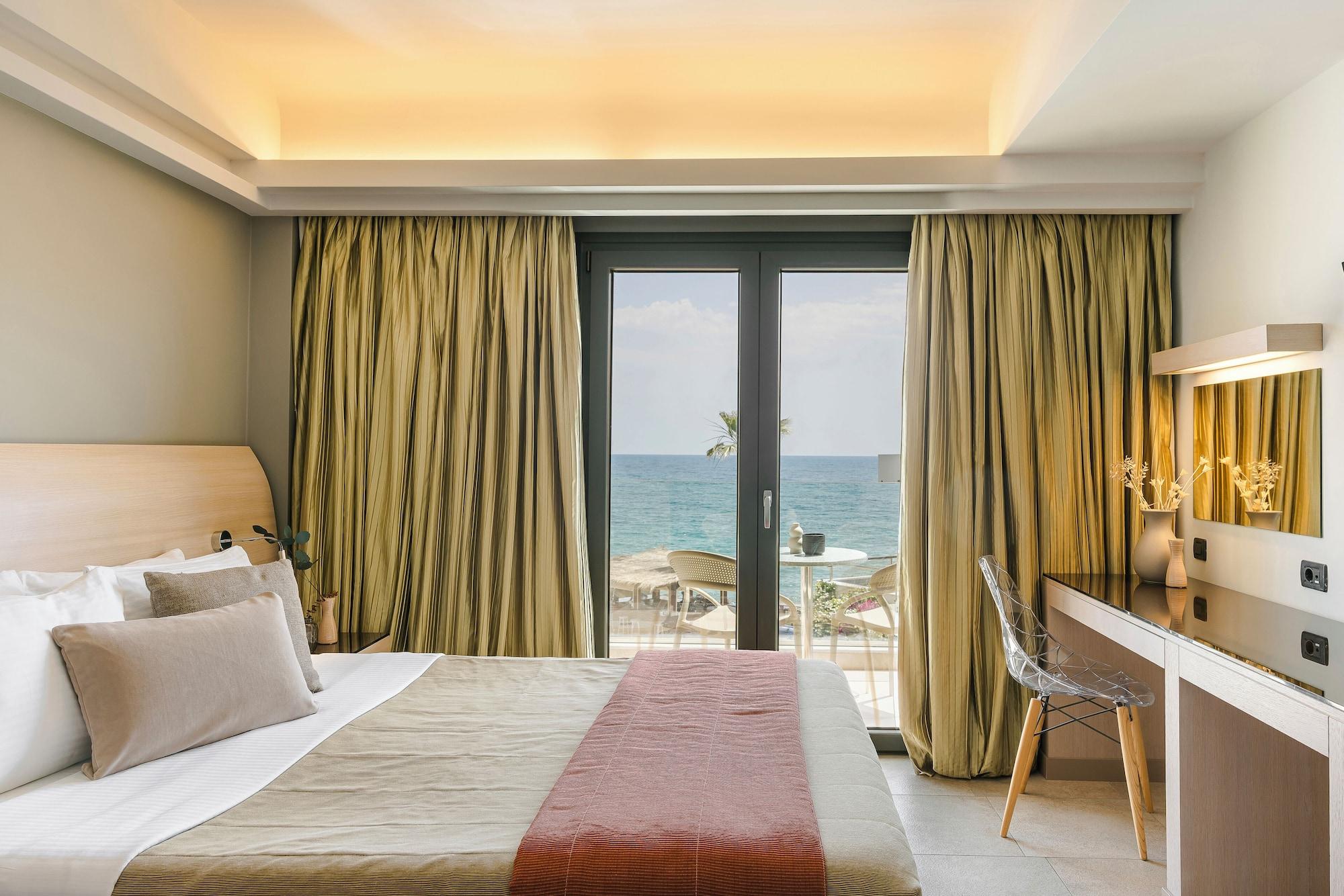 Senior, Suite, Sea View