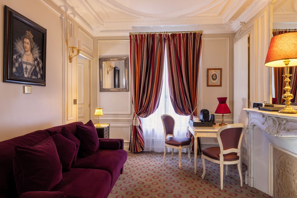 RESIDENCE HENRI IV 19/57