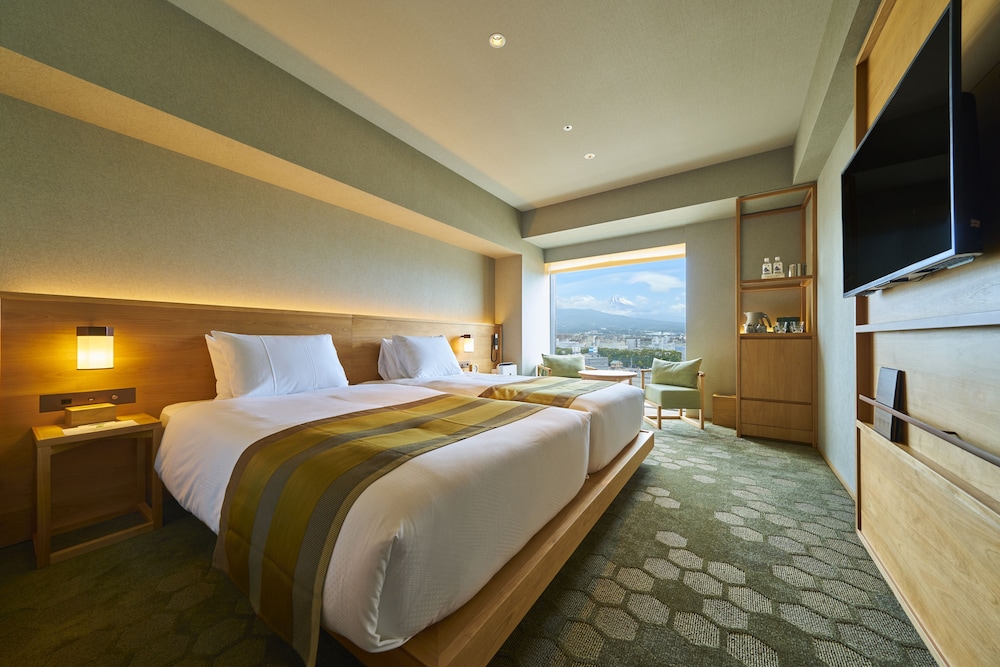 Fujisan Mishima Tokyu Hotel 24/69