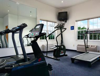 Americas Best Value Inn Suites Racine 12/27