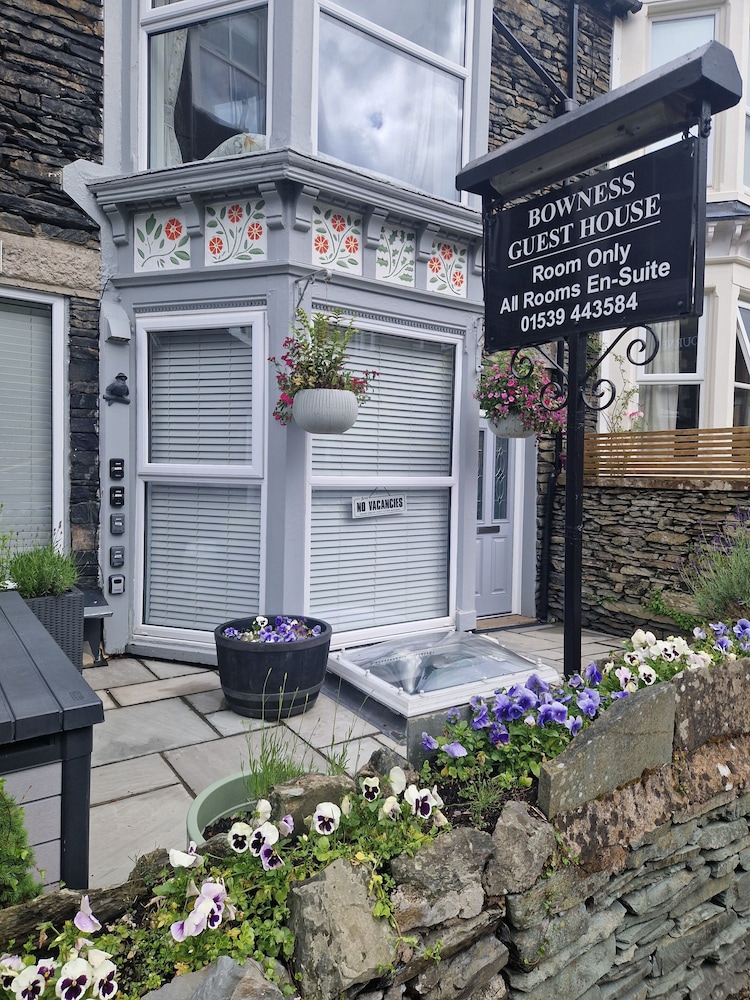 Number 80 Bed Then Breakfast 3/65