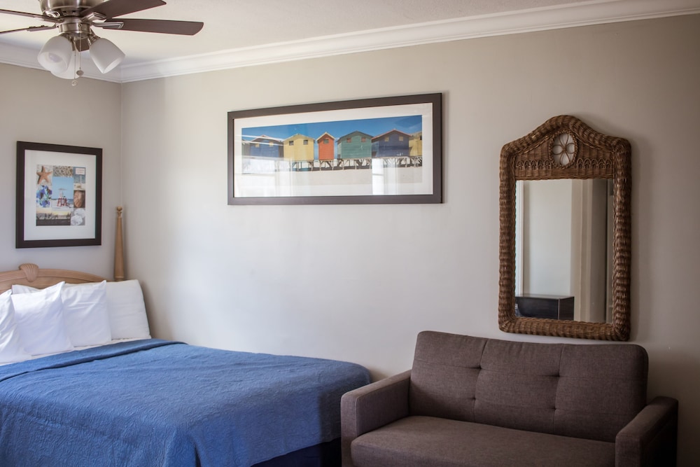 Riptide Oceanfront Hotel 24/72