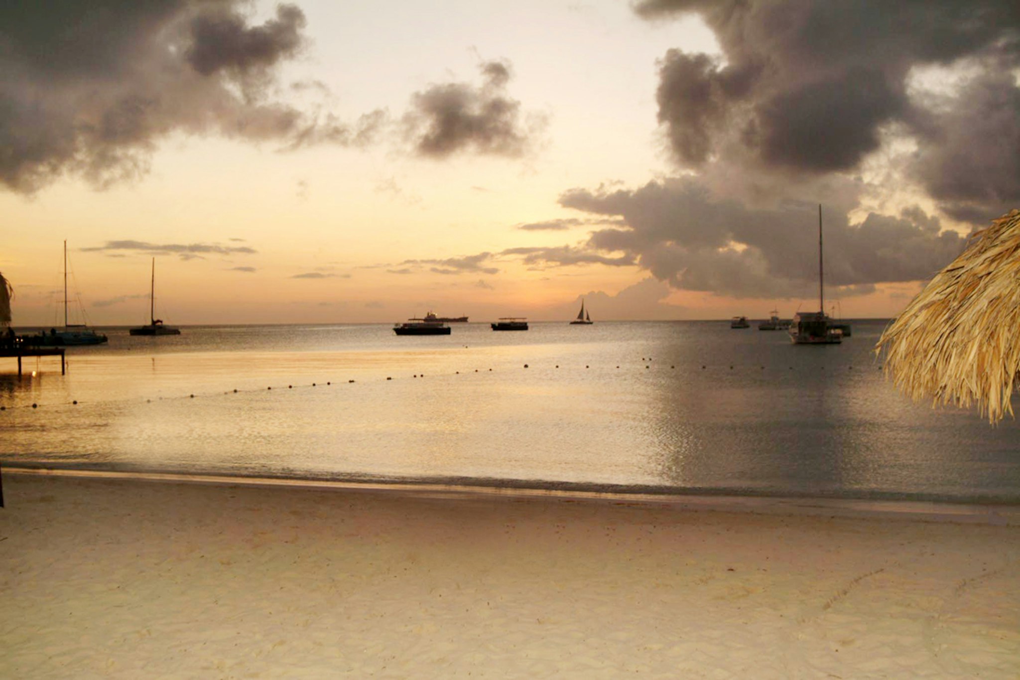 Holiday Inn Resort Aruba-Beach 73/77