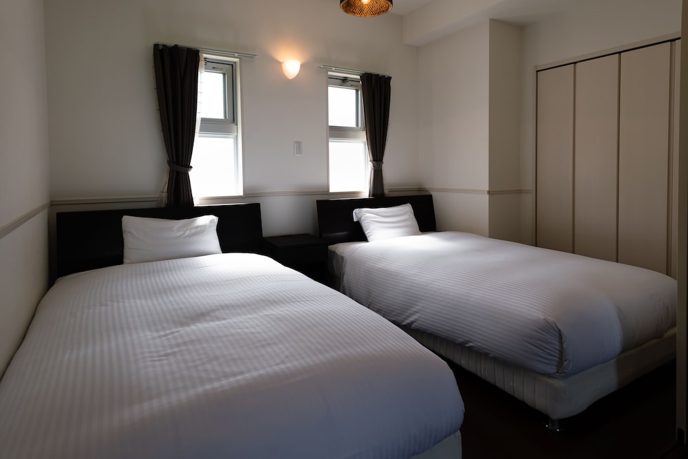 Odysis Onna Resort Hotel 34/72