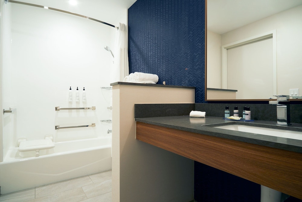 Fairfield Inn & Suites by Marriott Palmdale West 28/28