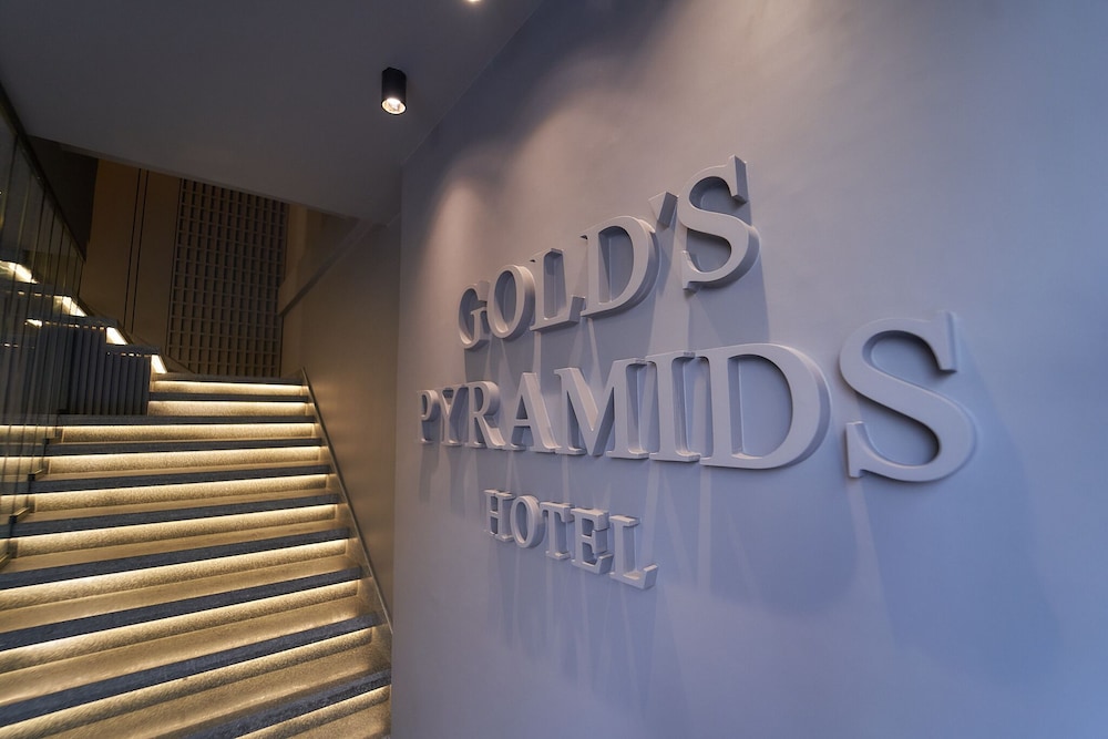 Gold’s Pyramids Hotel 写真2