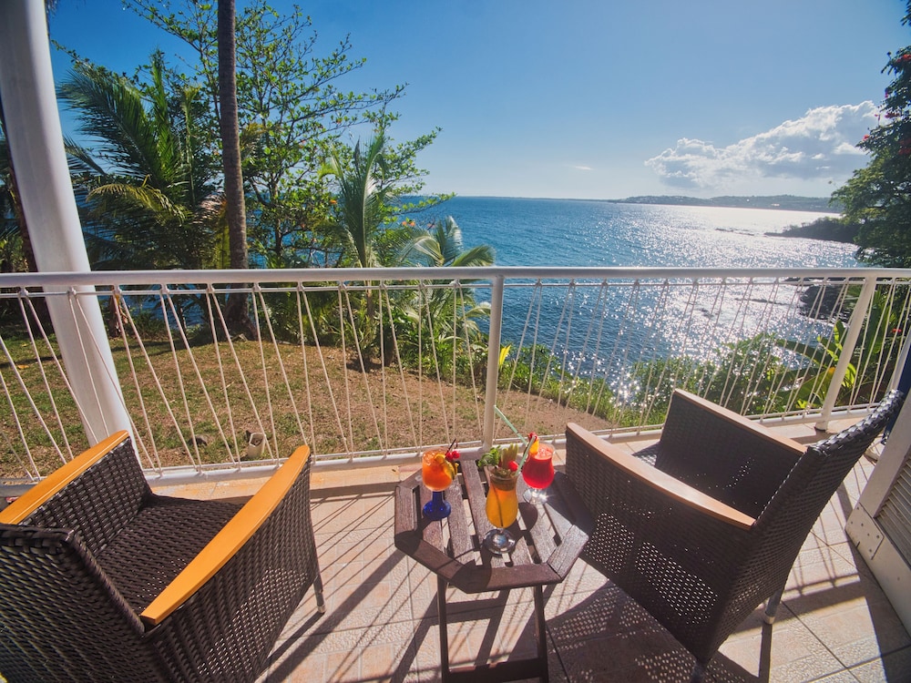 Blue Haven Hotel 45/58