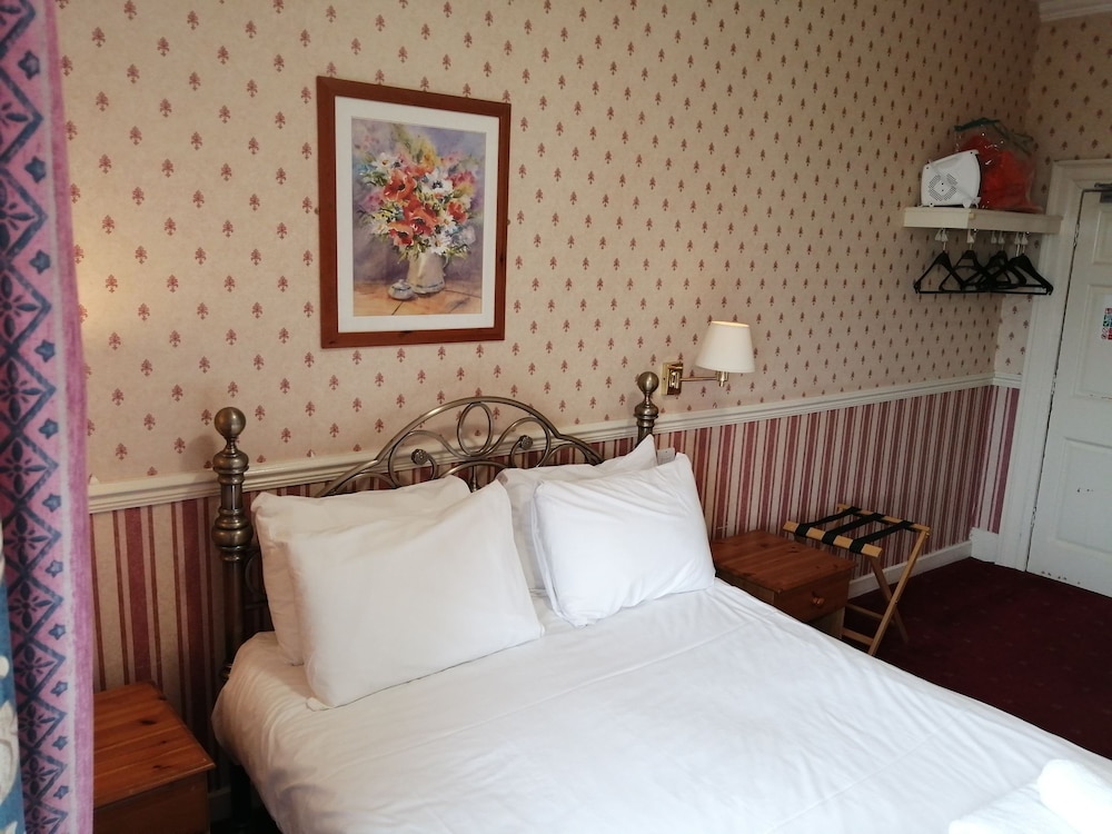 Wortley Hall 12/50