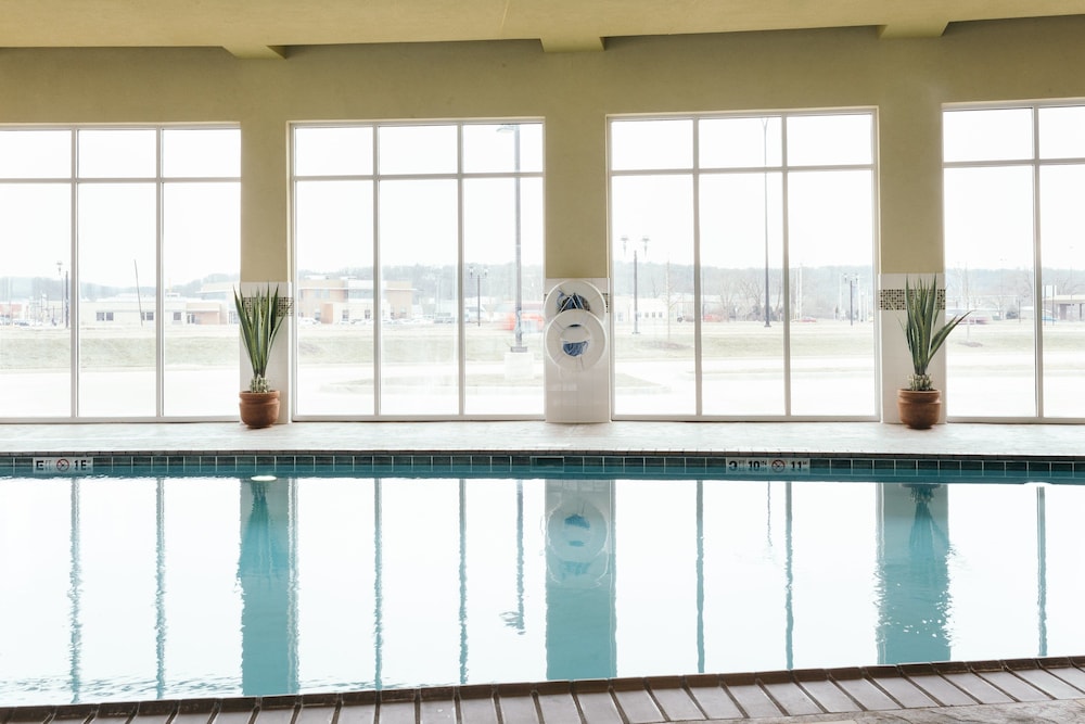 swimming pool spa