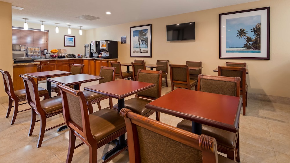 Best Western Fort Lauderdale Airport/Cruise Port 20/26