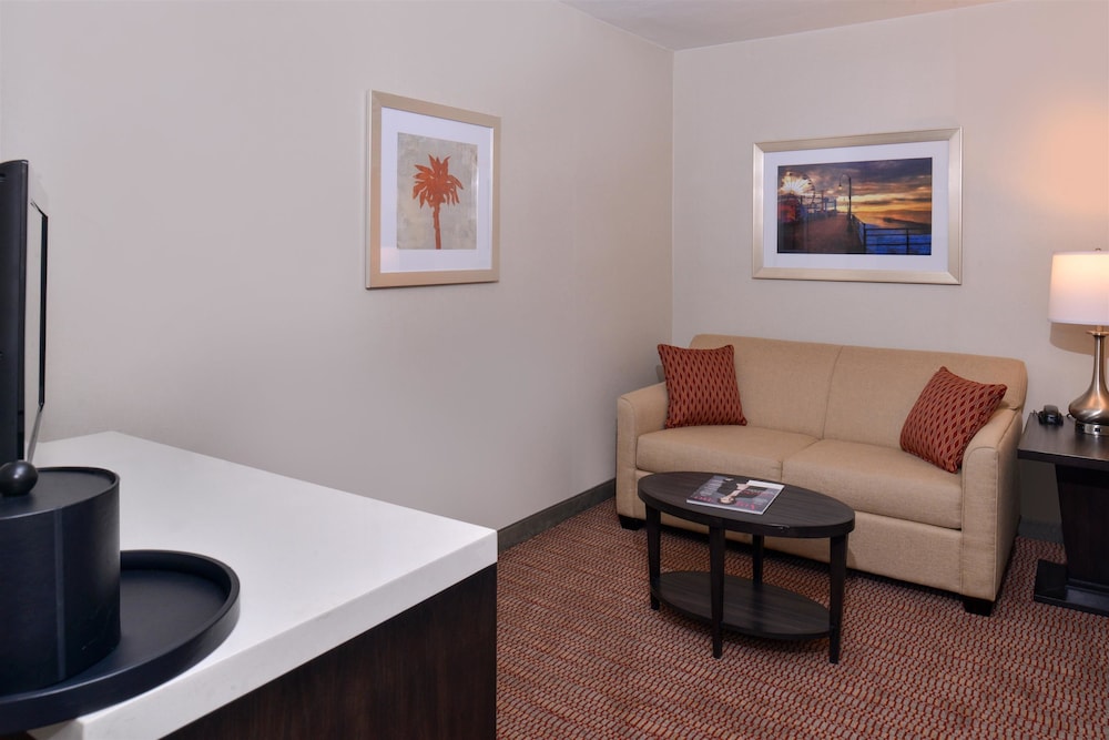 Best Western Royal Palace Inn & Suites 35/46