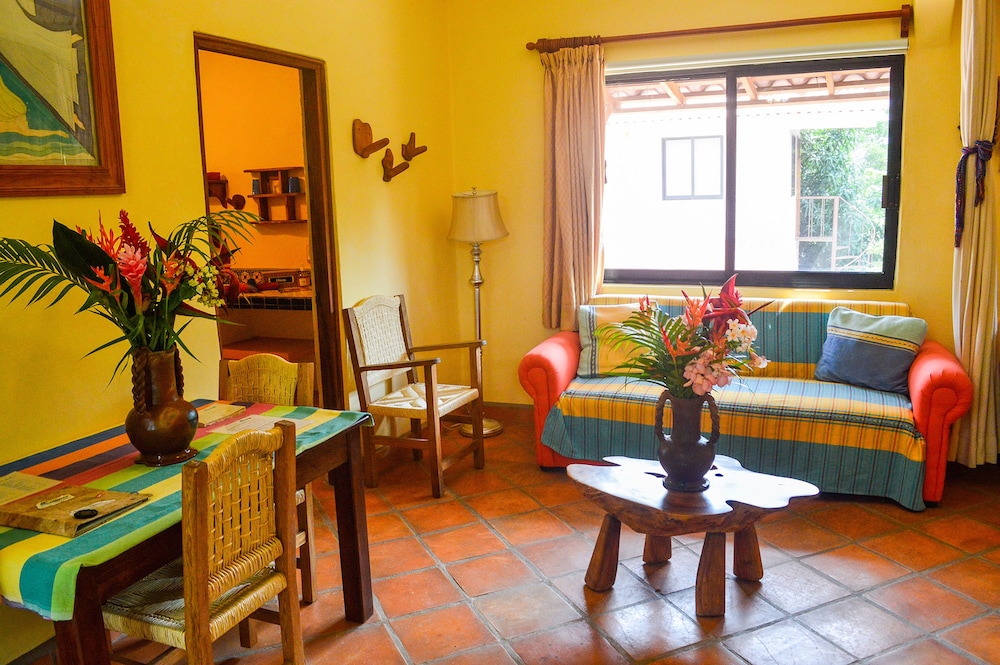 Casamar Suites 30/50