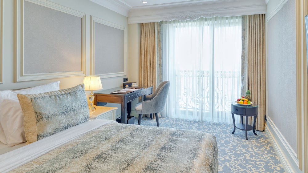 Dekalb Hotel Istanbul 13/50