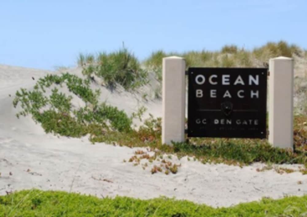 Beach Motel 9/31