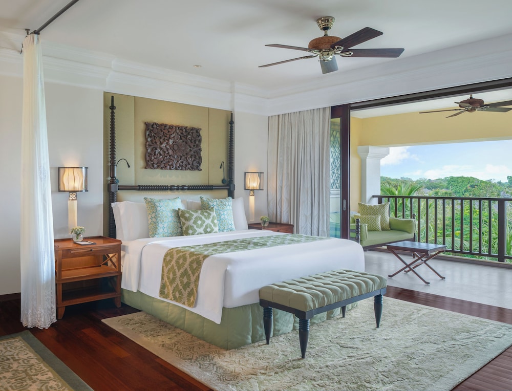 1 Bedroom, St Regis, Suite, Garden View