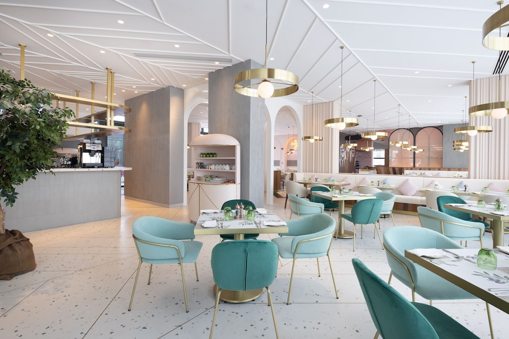 Ecos Dubai Hotel at Al Furjan 47/60