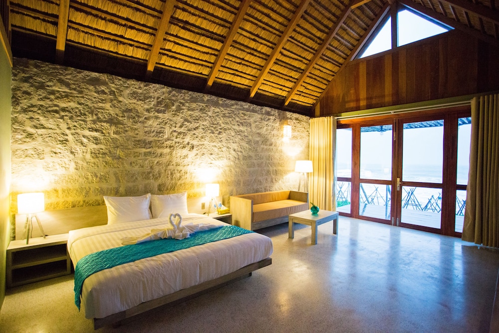 Bungalow, Double Bed, Ocean Front