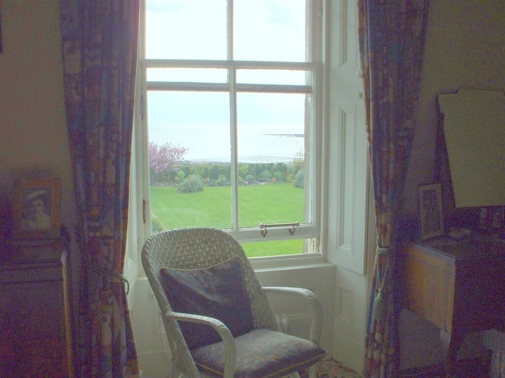 Carlton Seamill B&amp;B 28/50