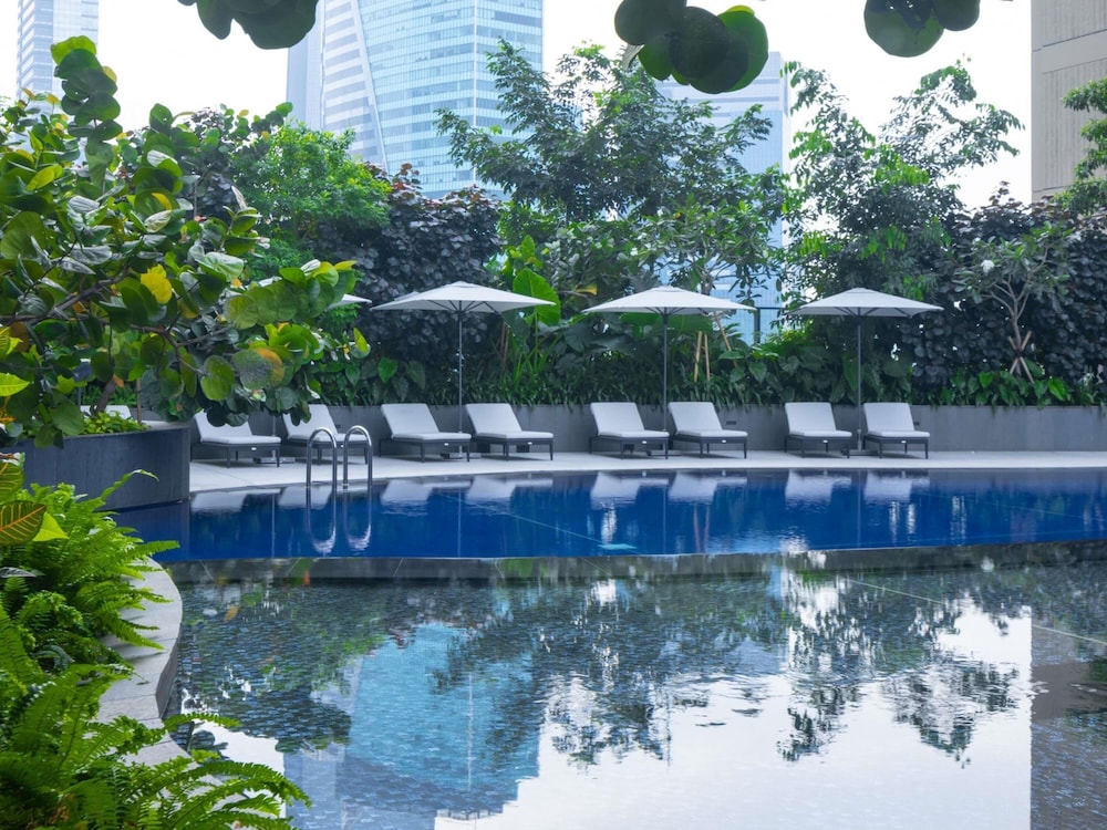 Swissotel Living Jakarta Mega Kuningan 47/50