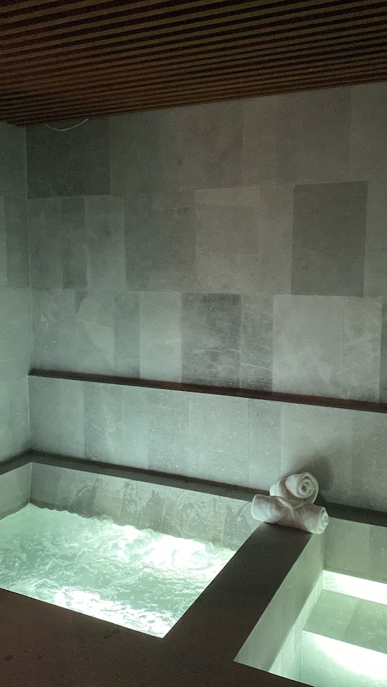 Nima Local House Hotel 37/77