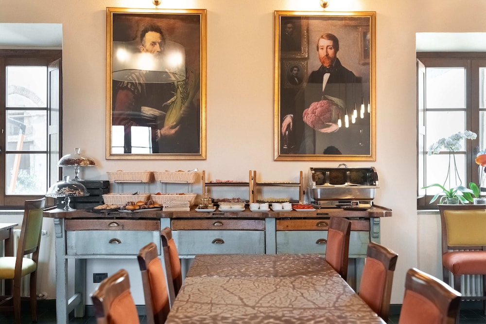 Hotel Della Fortezza 35/50