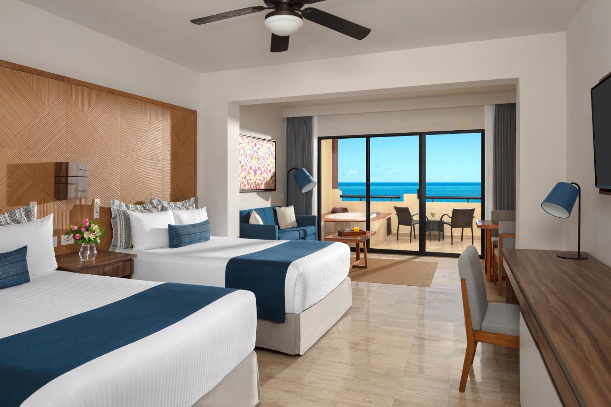 Preferred Club, Junior Suite, Triple, Ocean Front