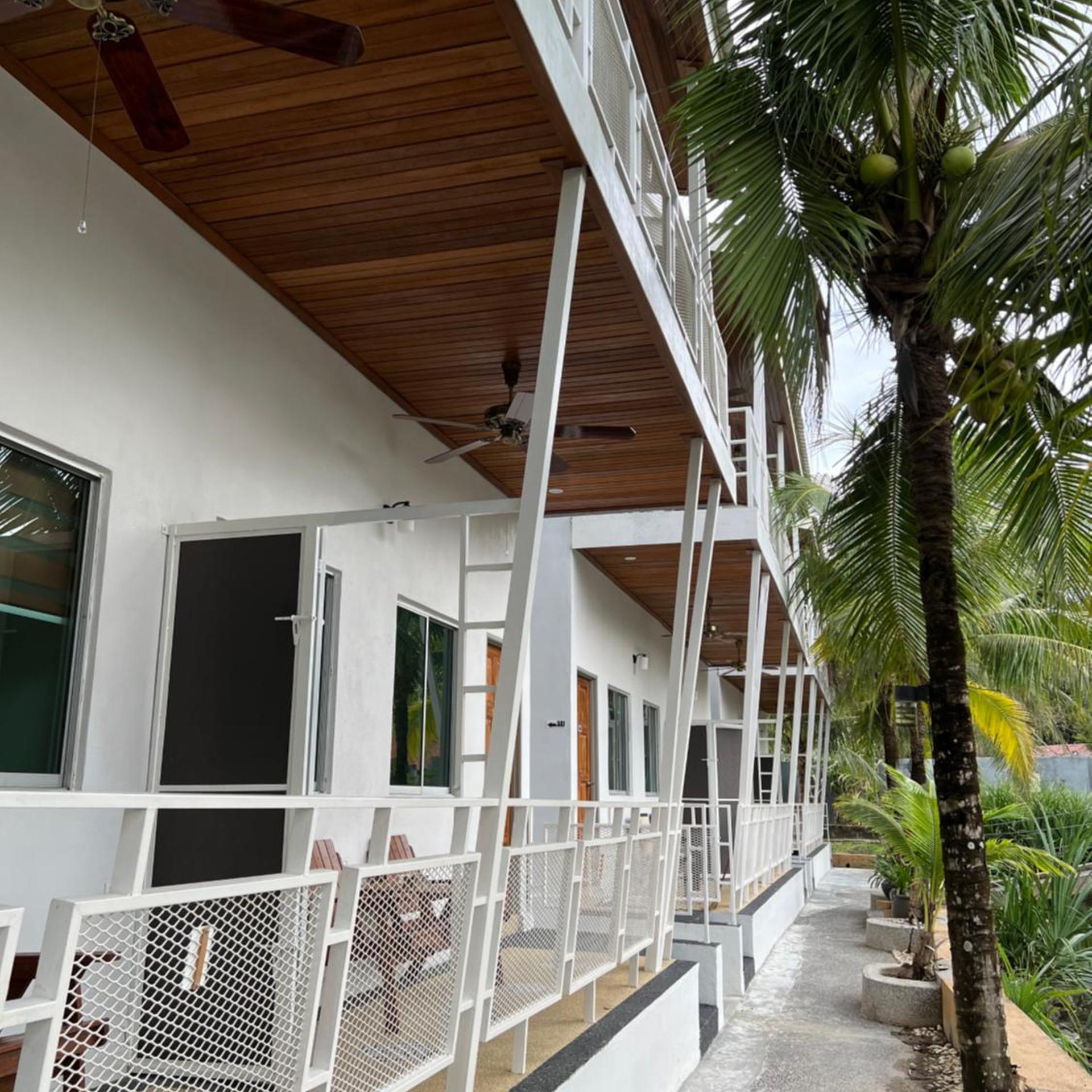 AIRIS SANCTUARY RESORT 3/54