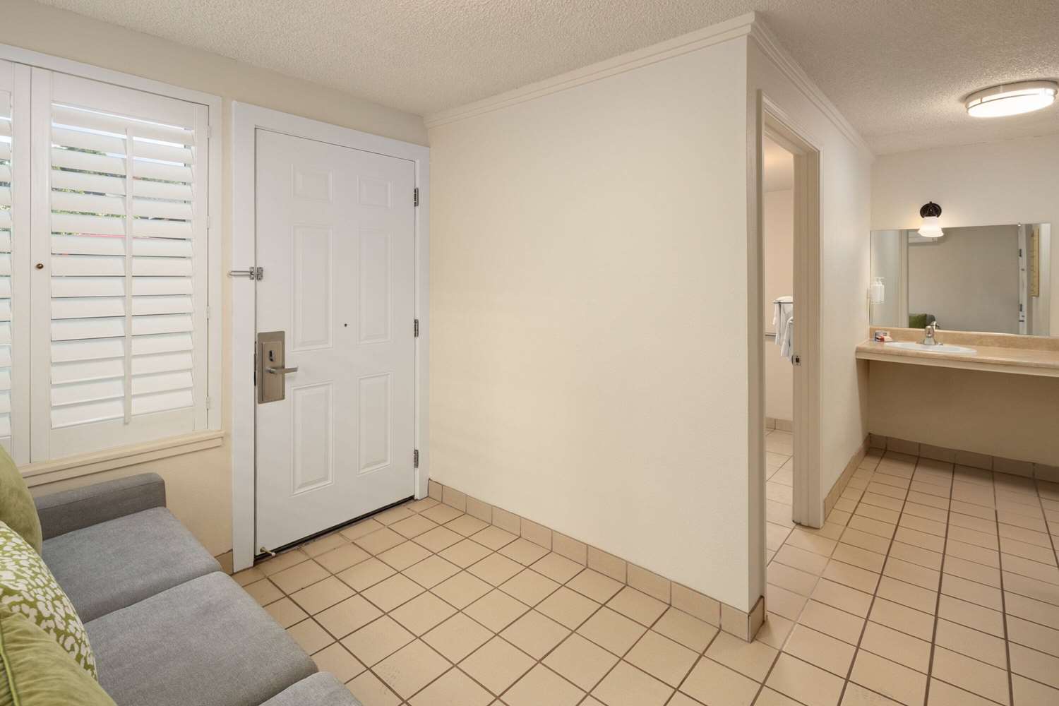 Days Inn by Wyndham Maui Oceanfront 54/54