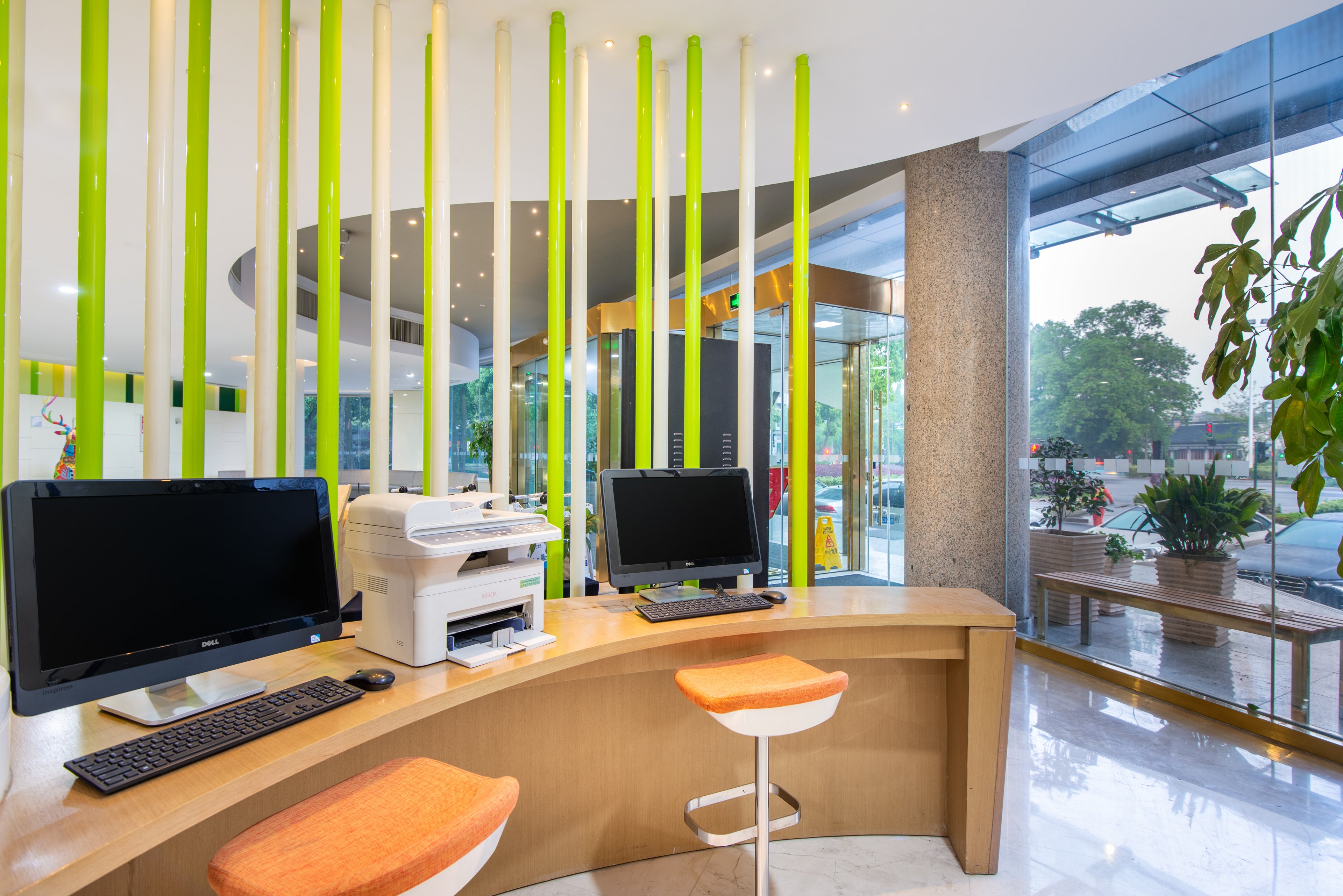 Holiday Inn Express Yangzhou City Center 57/71