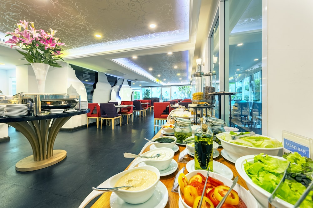 Anajak Bangkok Hotel 55/70