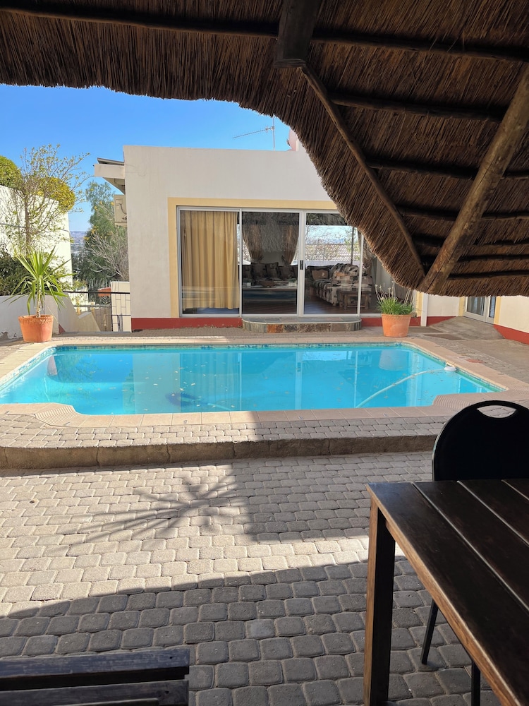 Hotel Pension Casa Africana 36/50