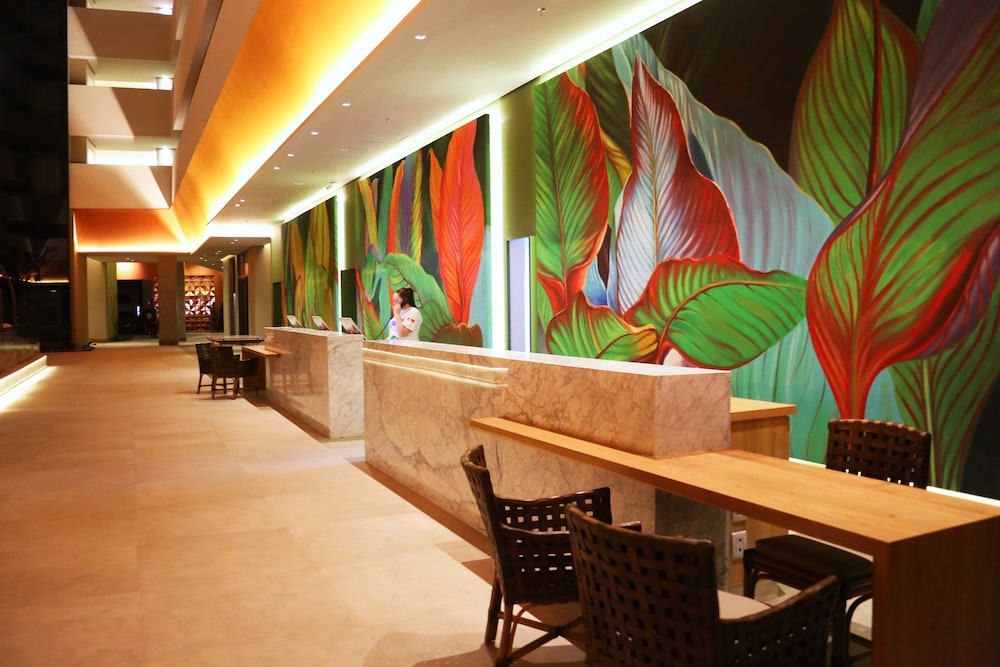 Hot Beach Resort 11/71