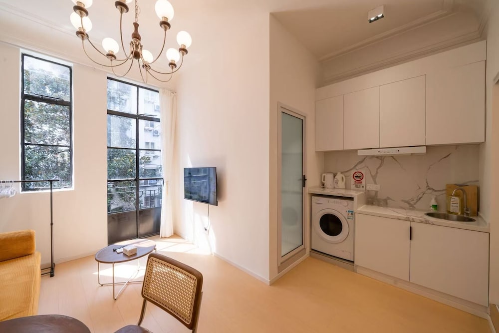 Economy, Apartment, Single Bed, No Elevator, Sofa