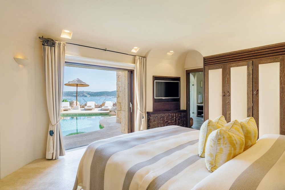 2 Bedrooms, Pool, Villa, 2 King Beds