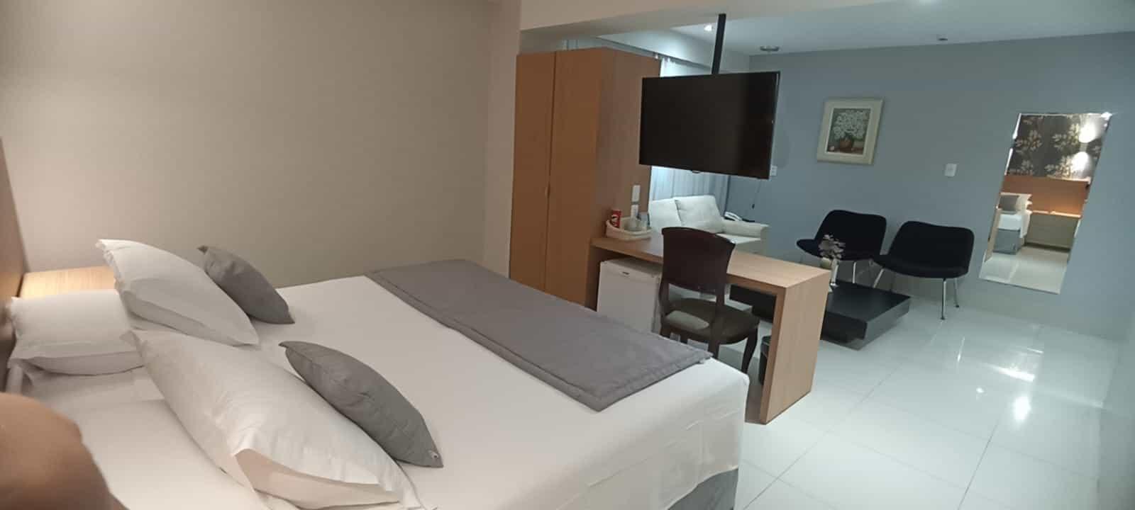 Ex, Executive, Suite